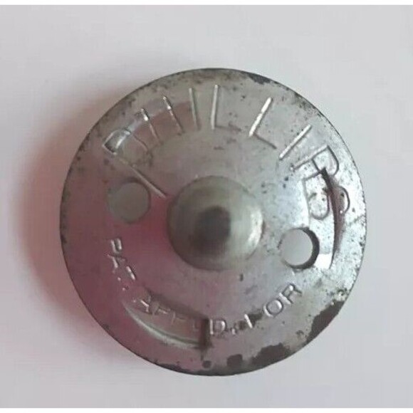 56 Vintage Wilson Rustproof Detachable Self Locking Golf Spikes & Original Bag - Picture 2 of 6